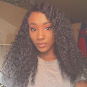 Meet your Posher, Daylece